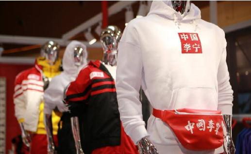纺织服装中运动鞋服:多个强势品牌双十一增速领先