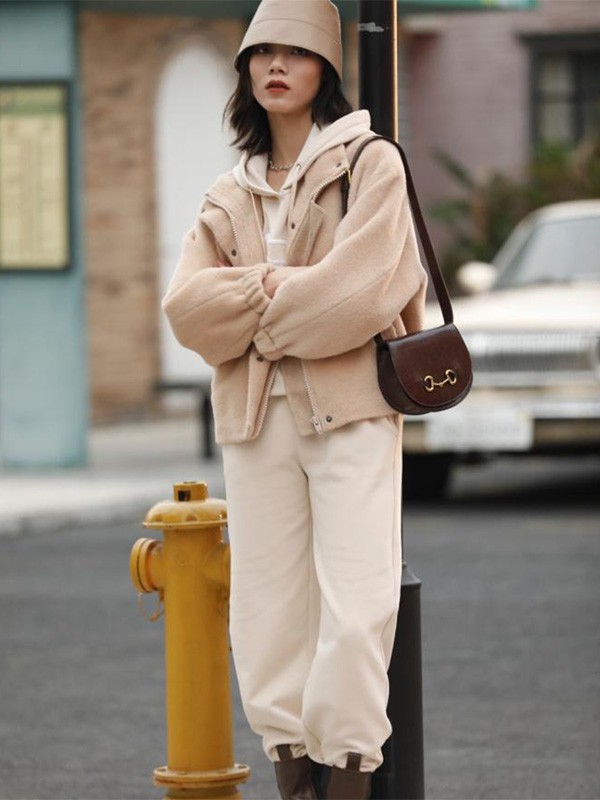 卫衣怎么叠穿?运动风穿搭怎么搭配?