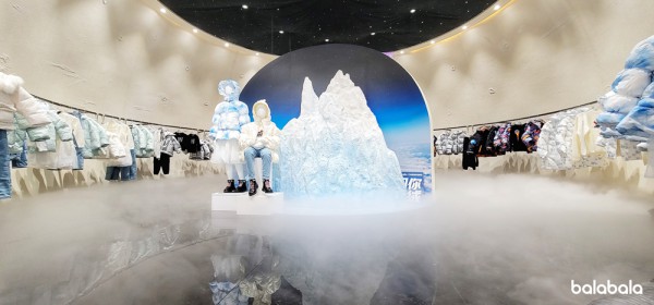 巴拉巴拉“羽你相绒”快闪店登陆上海