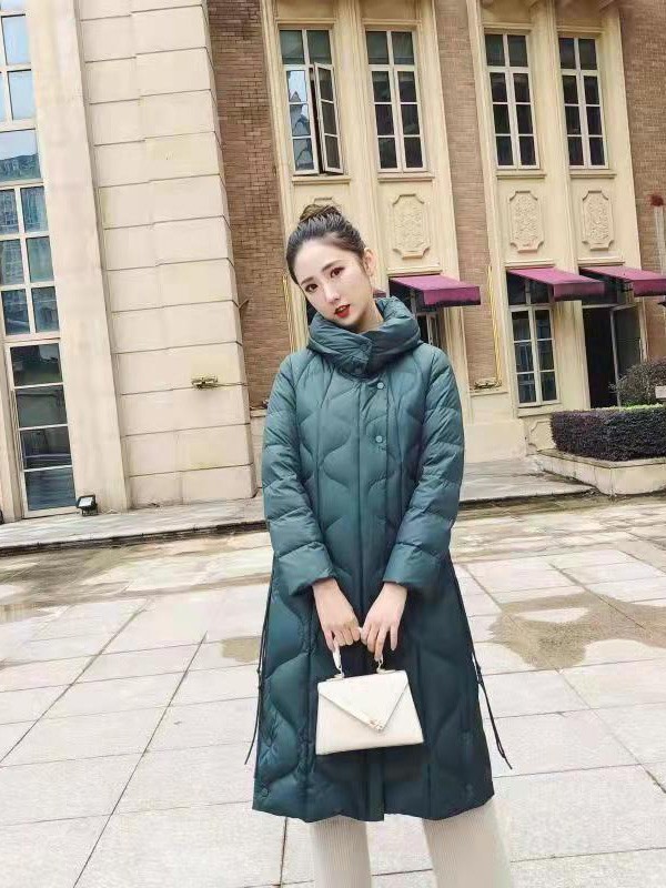 长款羽绒服充绒量一般是多少克?多少充绒量才暖和