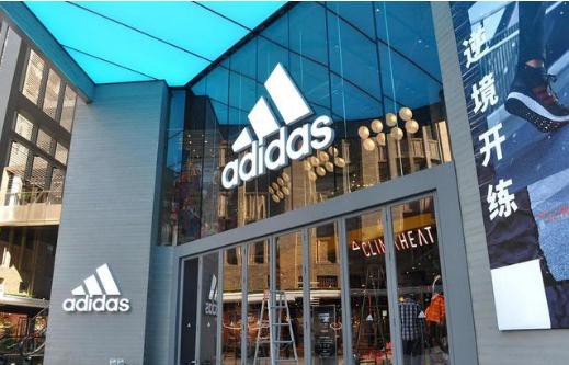 亚瑟士跑鞋热销 北美地区销售增长是亮点