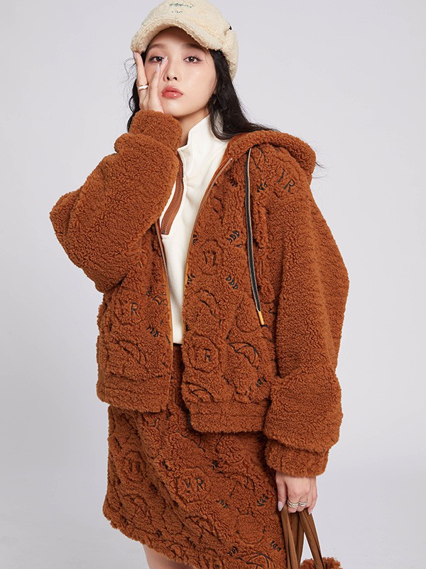 时尚潮流穿搭 这样穿尽显高雅贵气