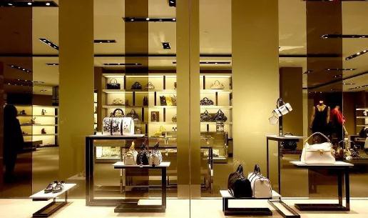 奢侈品一线品牌频繁涨价 让二手奢侈品逐渐成为年轻人的时尚宠儿