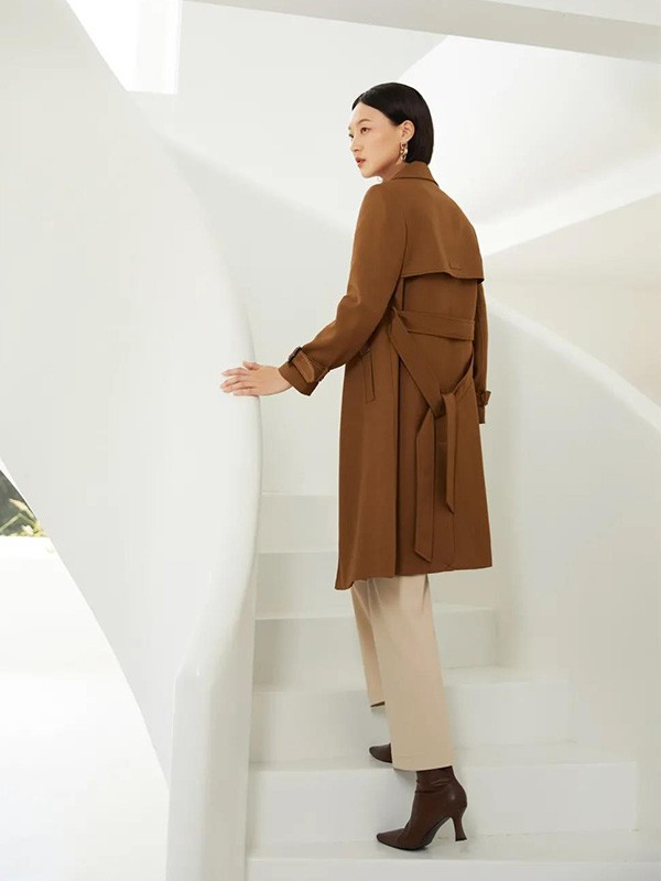 三十岁穿什么样的外套更显端庄 冬季外套怎么挑选