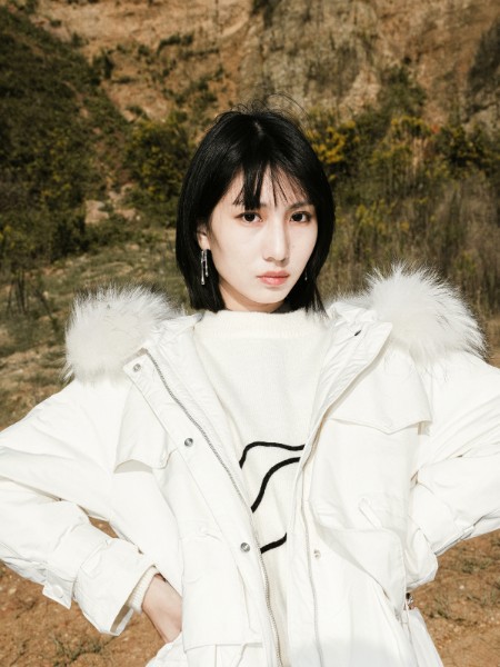 女生冬天穿什么样的外套 是棉服好看还是大衣更加好看