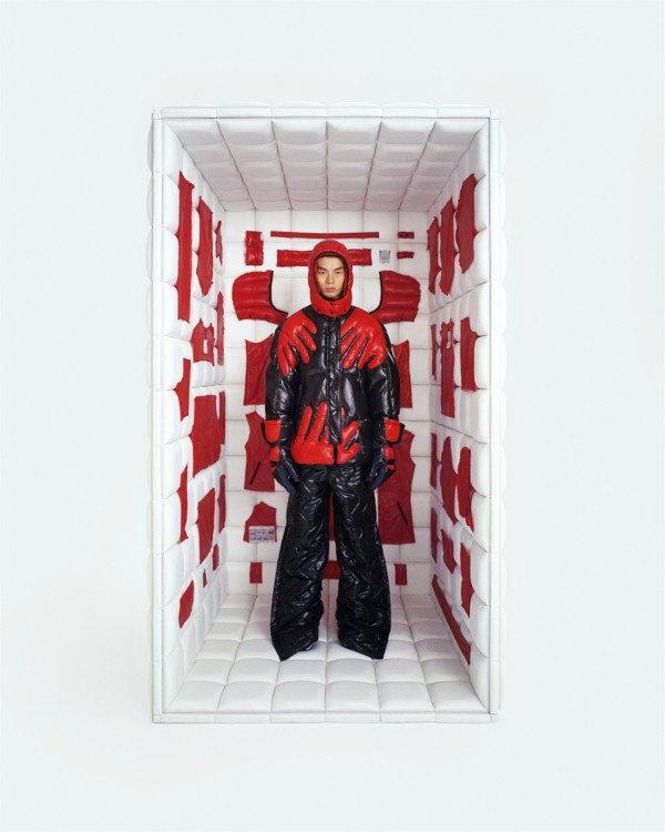 盟可睐Moncler携手中国设计师陈鹏打造Upcycling再造胶囊系列