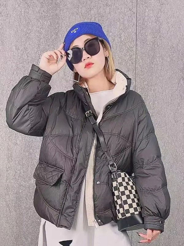 冬末穿什么棉服不臃肿  范色女装短款棉服搭配小脚裤更好看