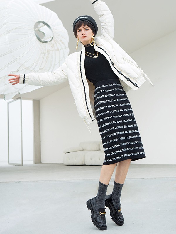 适合冬季的半身裙怎么挑选 适合搭配什么外套呢