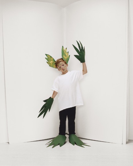 Burberry携手英国员佐勋章获得者,知名足球运动员Marcus Rashford 支持青年教育普及行动