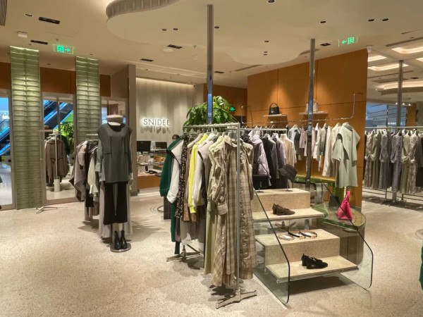 SNIDEL | 深圳万象前海中心开业