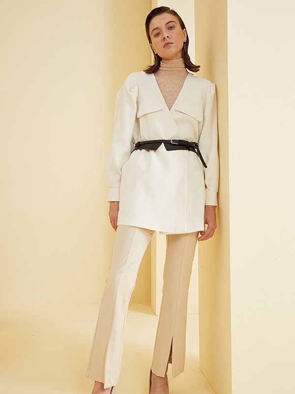 职业装怎么挑选 什么颜色的西装更加适合冬季