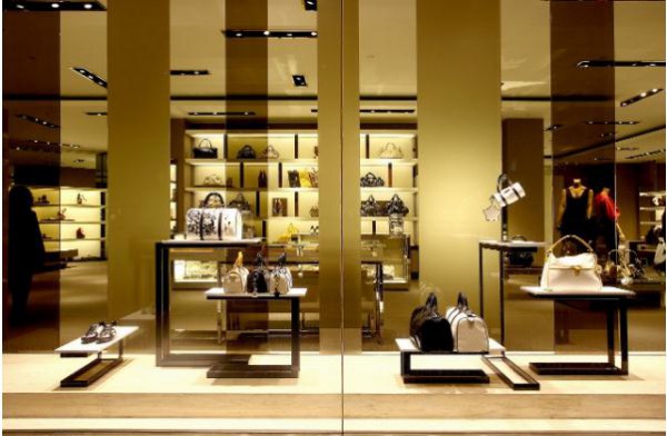 奢侈时尚行业100强2020财年收入下滑10%