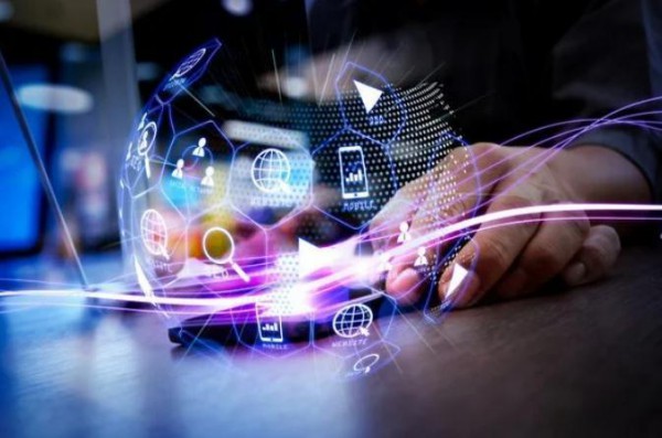 LVMH等奢侈品牌加速进入软件,游戏和电子新领域 以适应新一代消费者