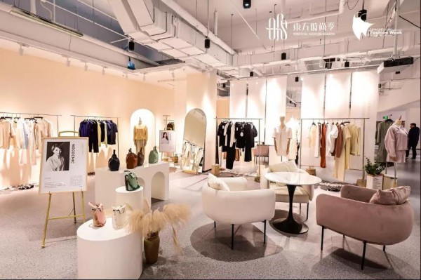 时尚头条 | 东方时尚季•2021青岛时装周在东方时尚中心隆重开幕!