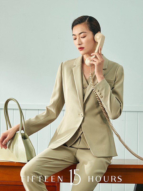 2022年早春上班族穿什么衣服更职业 15小时女装更适合女性上班族