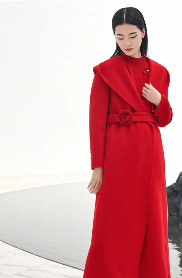 Distinkidny迪凯女装 用中国红勾勒冬日节日的欢歌