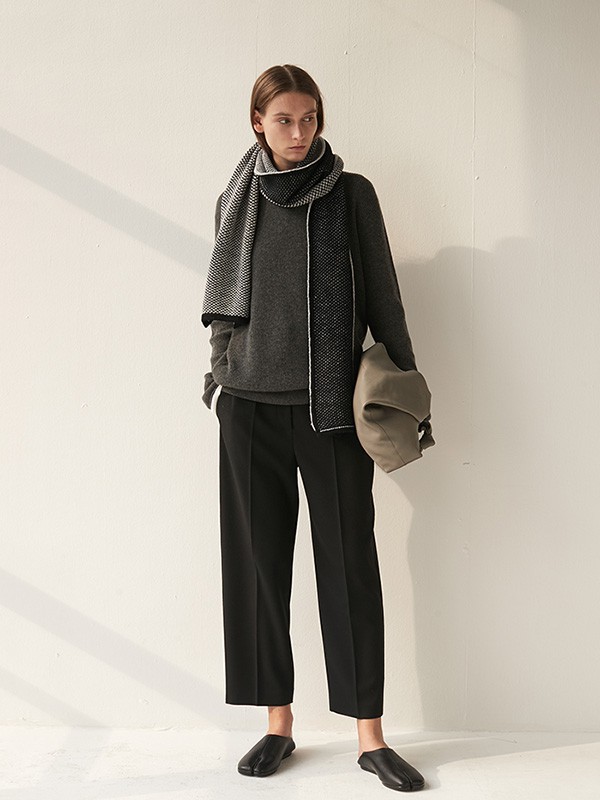 针织休闲风的女装如何搭配 冬季怎么穿更加好看