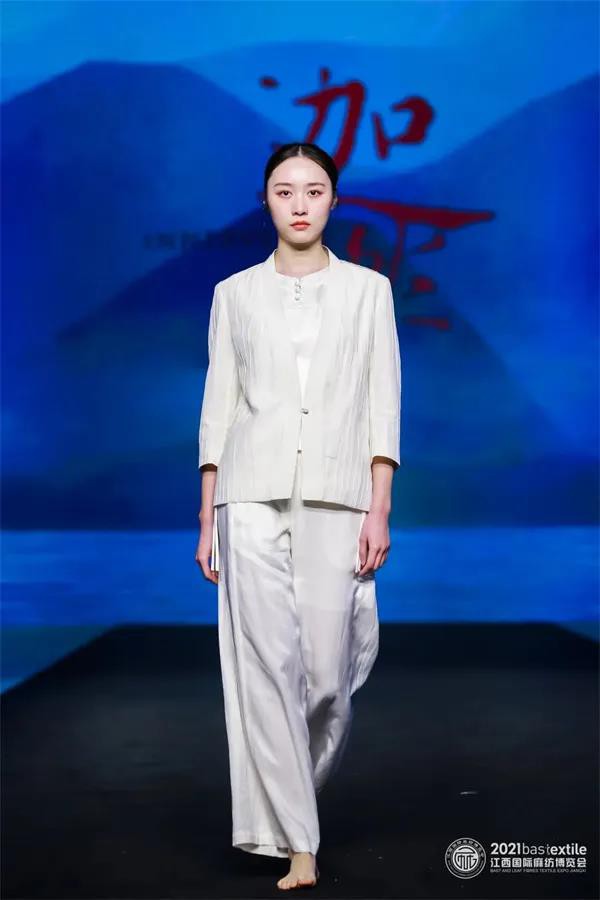 迦然品牌发布2022春夏系列作品——东方文心 X 迦然 FENYI SHOW20