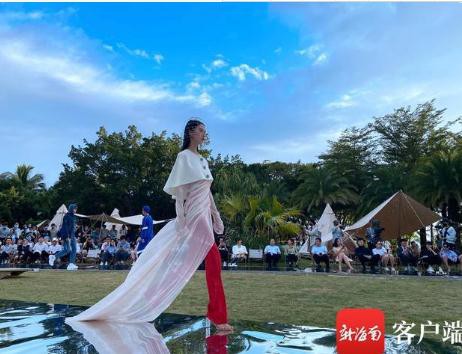 2021海南岛国际时装周在三亚开幕