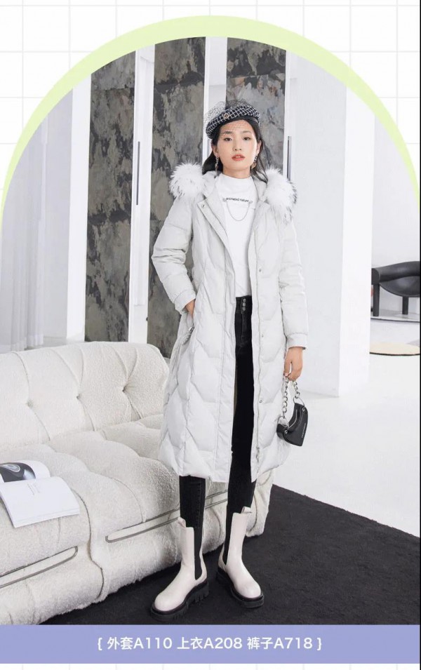 迪丽热巴分享羽绒服新穿法 原来羽绒服还可以这样穿,新穿法学到了!