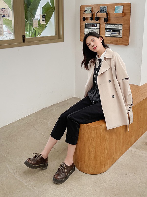 在学校当老师要怎么穿?初一英语老师穿什么显气质?