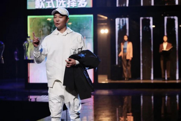 头条要闻 | 波司登45年成果发布会高调出圈 “中国羽绒服全球领先”广受认可