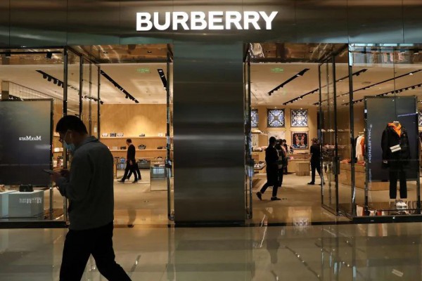 分析称Burberry的核心问题仍是产品