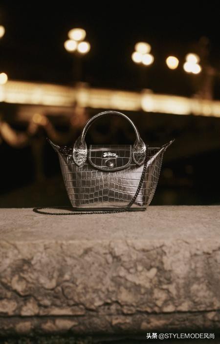 法国奢侈品牌 Longchamp 珑骧宣布推出圣诞系列