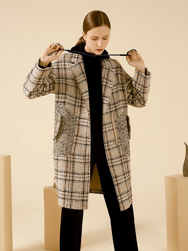 羊绒大衣发霉了怎么办 由哪些原因引起又怎么预防呢