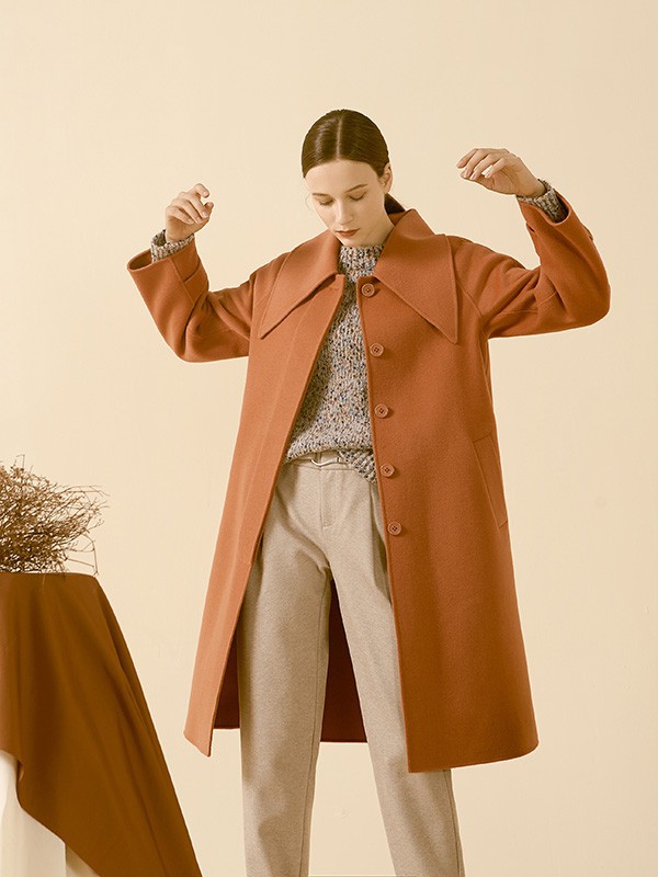 羊绒大衣发霉了怎么办 由哪些原因引起又怎么预防呢