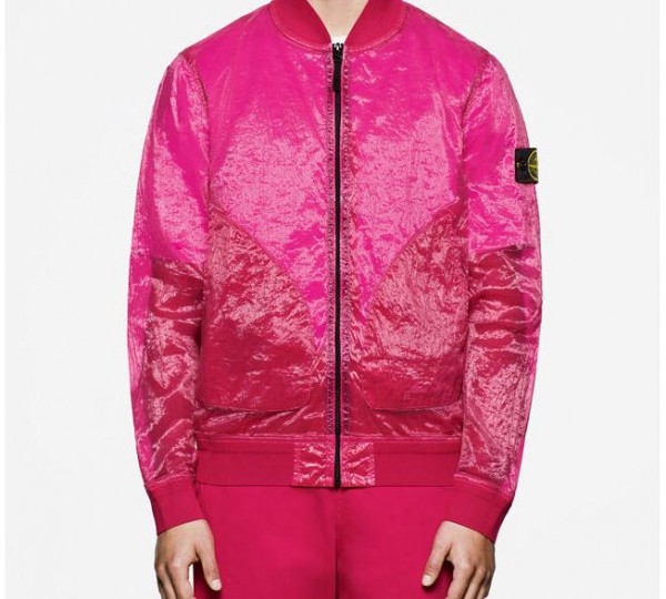 Stone Island 春夏系列「2022 ICON IMAGERY」型录释出