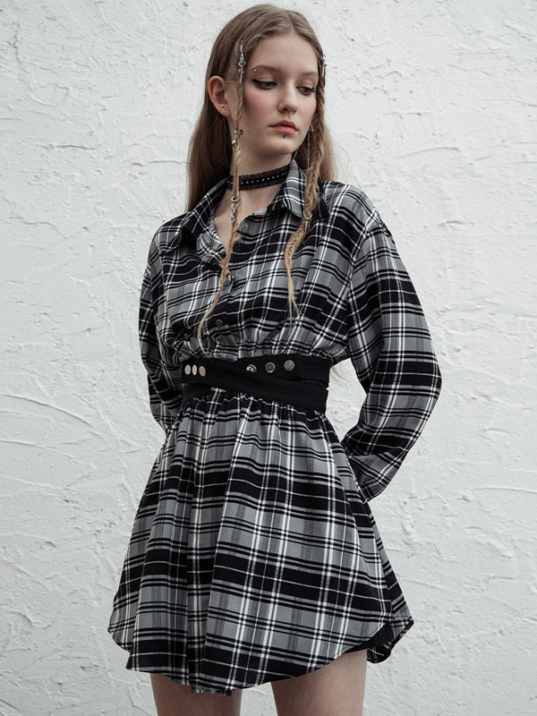 暗黑系搭配适合什么人穿呢怎么搭配出好看的暗黑系女生穿搭