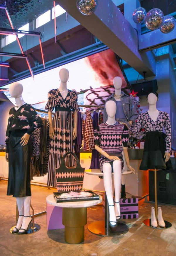 DVF 2022春夏系列正式发布