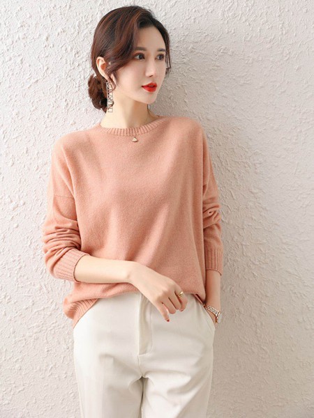 自带高级感的裸粉色显嫩却不装嫩你的衣柜里有这个颜色吗