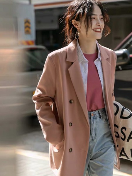 早春最万能百搭的单品衬衫必须拥有姓名