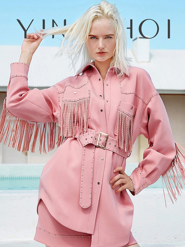 摆脱冬天衣服沉闷的流行元素—流苏元素要怎么运用