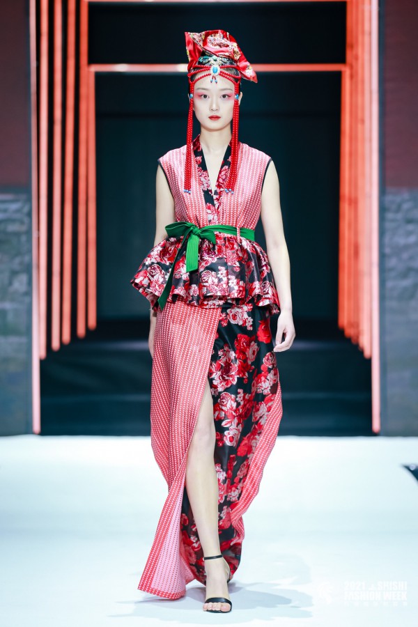 时尚海丝 商贸赋能·2021石狮国际时装周盛大开幕