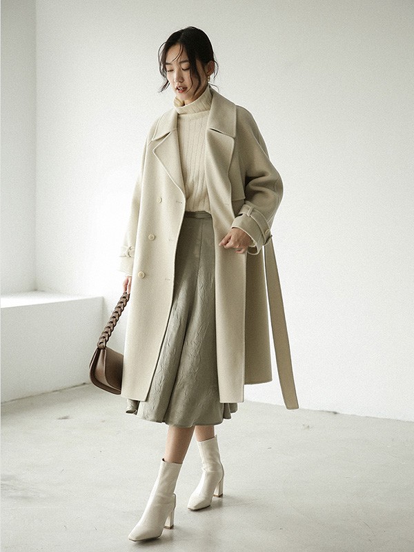 早春晚秋穿半身长裙跟短靴搭配会更好看哦