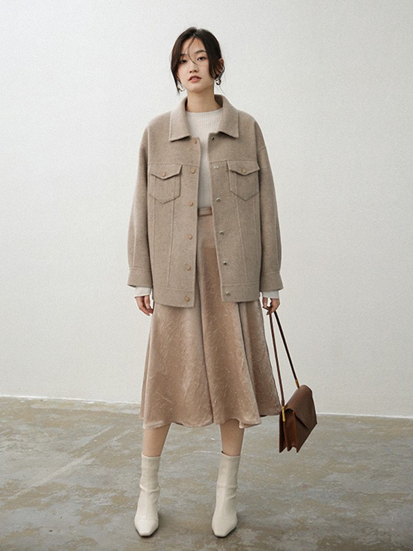 早春晚秋穿半身长裙跟短靴搭配会更好看哦