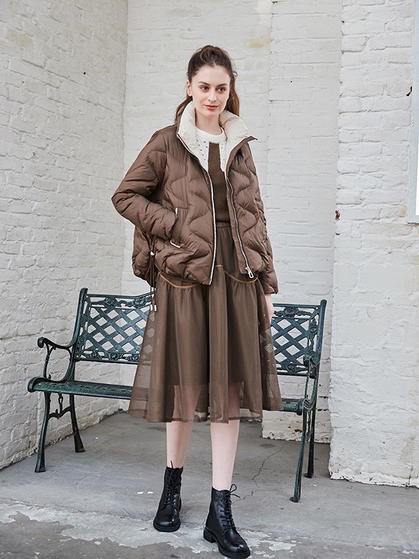 2022年加盟女装如何避免踩坑?加盟女装店需要注意什么?