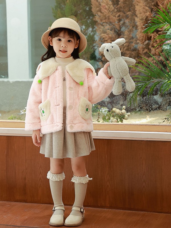 给孩子买衣服的时候一定要看清吊牌上的内容可是有大门道的