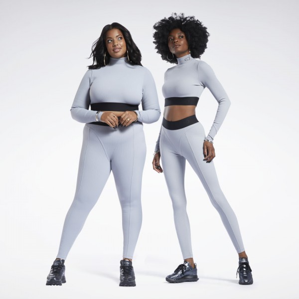 Cardi B与锐步再次联手推出最新合作系列!