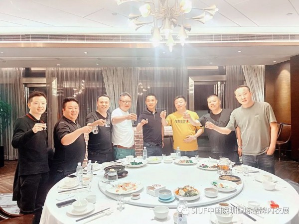 SIUF2021|欢乐闹元宵,团拜送祝福,共同开启金色牛年