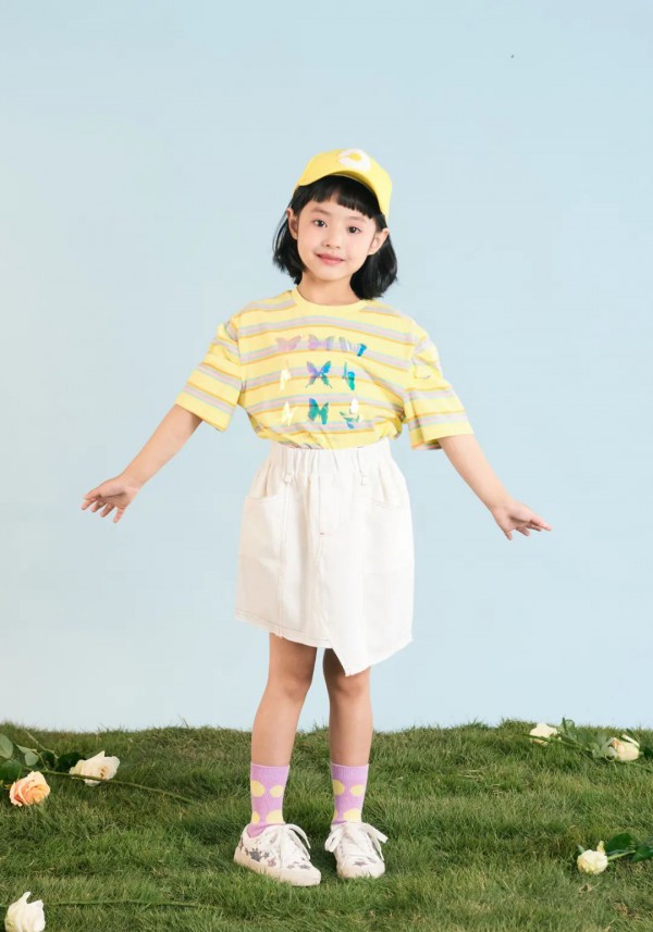 ULLU童装2021春季新品 与翩飞的蝴蝶共舞