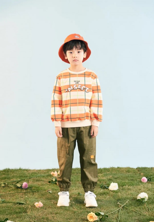 ULLU童装2021春季新品 与翩飞的蝴蝶共舞