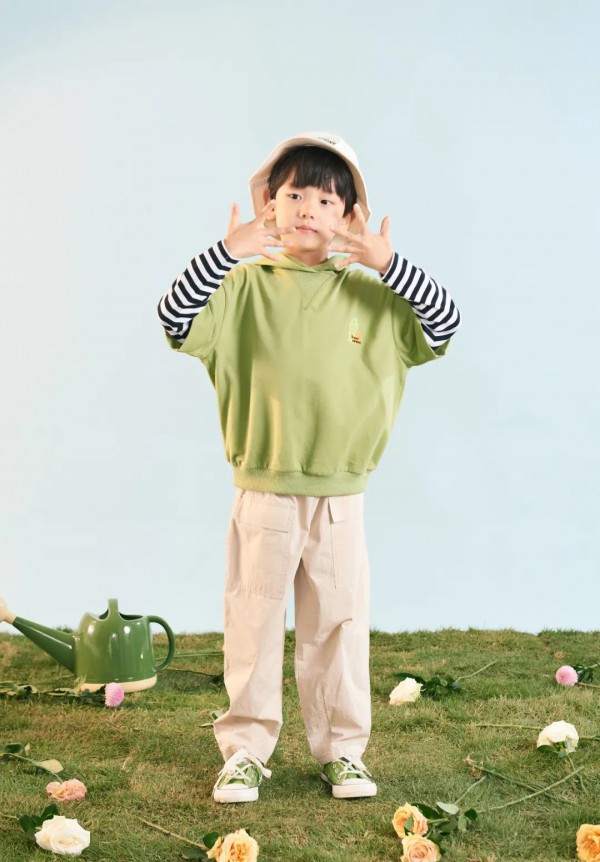 ULLU童装2021春季新品 与翩飞的蝴蝶共舞