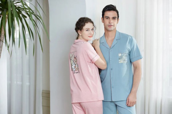 秋鹿携手迪士尼小鹿斑比暖心来袭