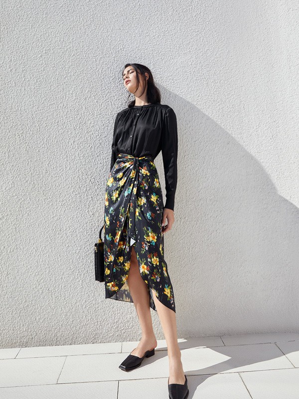 意澳女装带给你“初春的气质穿搭”