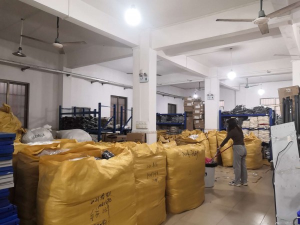 女装加盟选择哪个品牌会更好?YYMOLI不辜负你的选择!