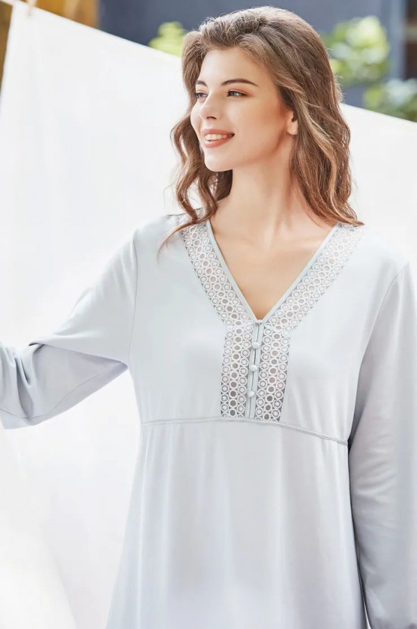 梧桐本色38女神节 勇敢的挥展花季少女般姿态